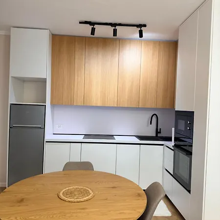 公寓 Prayla Luxury At Poligoni 地拉那