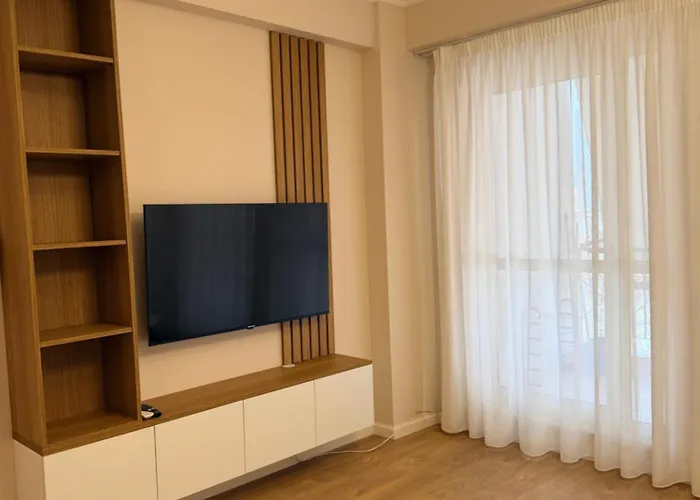 Prayla Luxury At Poligoni 公寓 *